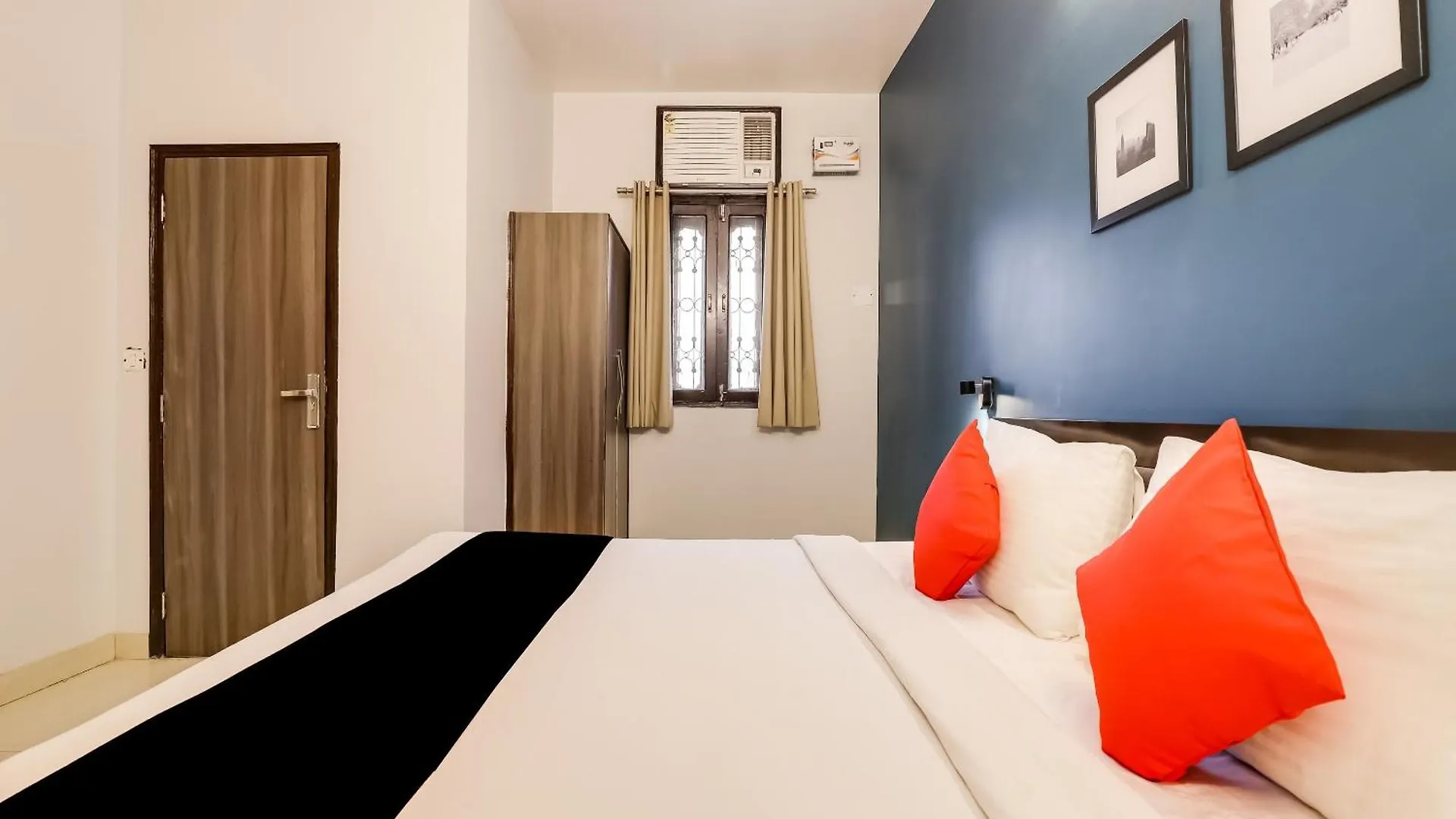 Collection O 71756 Hotel Silver Arrow Near Pacific Mall Tagore Garden Delhi  India